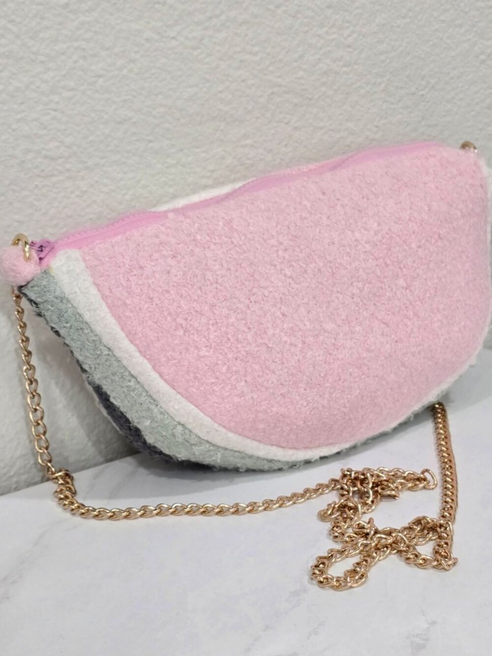 Dolls Kill ✦ Half Watermelon Plush Crossbody Bag ✦ Pink & Green Gold Chain NWT - Picture 3 of 8